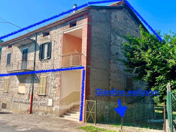 appartamento in vendita a Lenola in zona Liverani