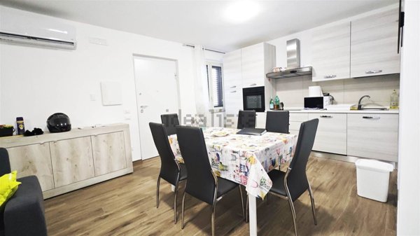 appartamento in vendita a Lenola in zona Ambrifi