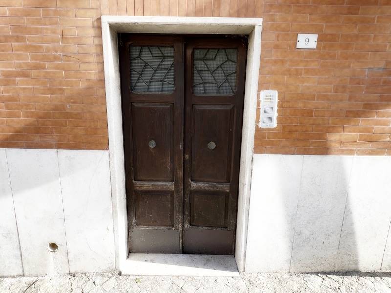 appartamento in vendita a Lenola in zona Ambrifi