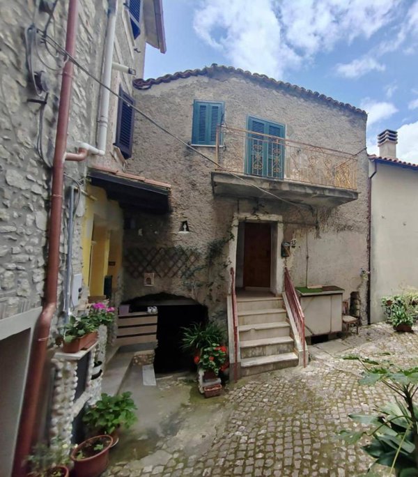 appartamento in vendita a Maenza