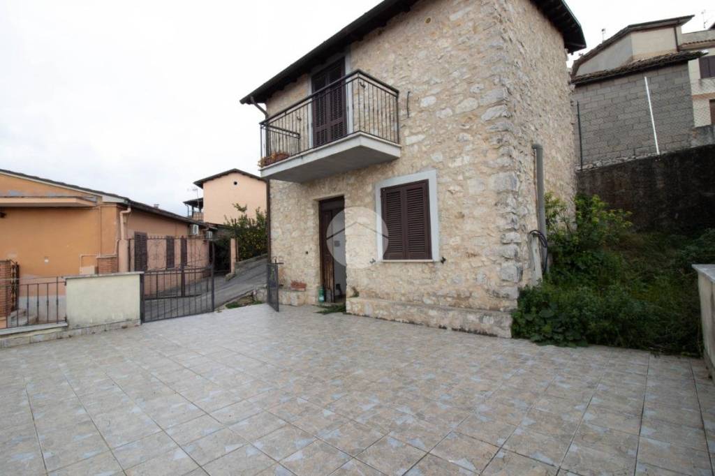 appartamento in vendita a Maenza