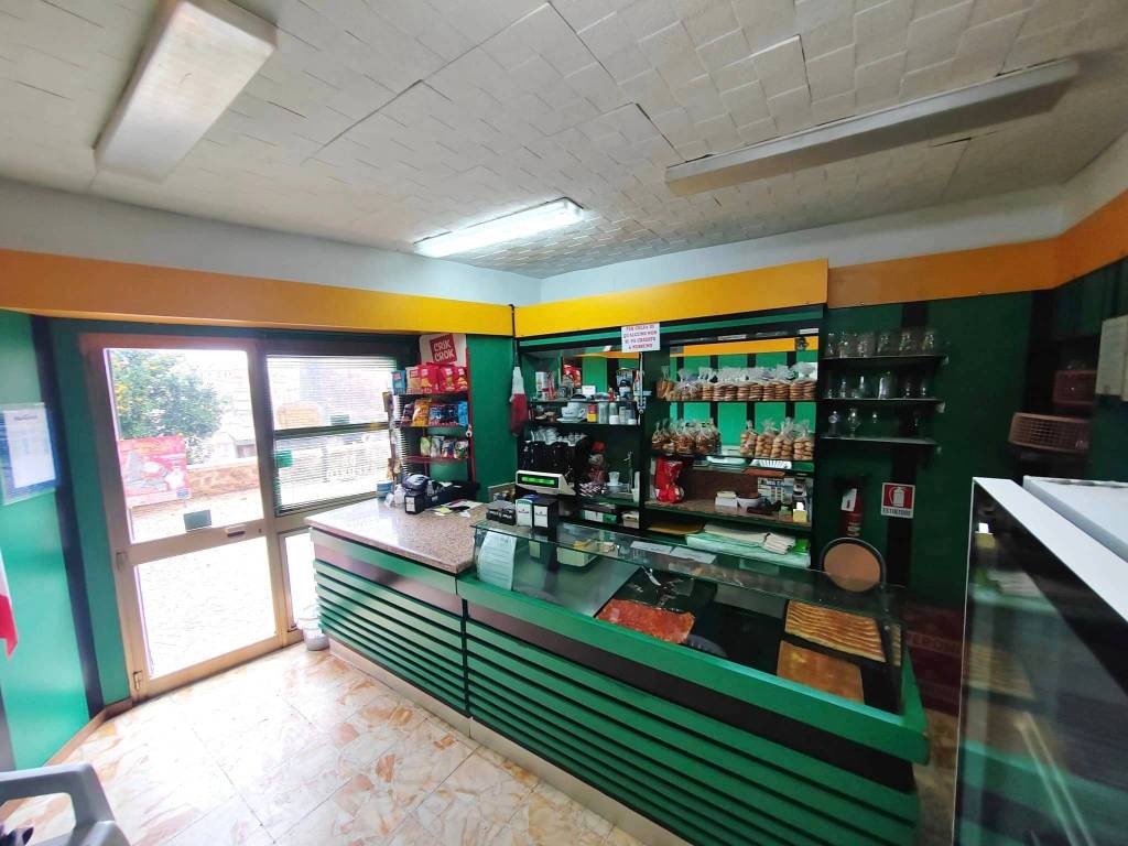 negozio in vendita a Maenza
