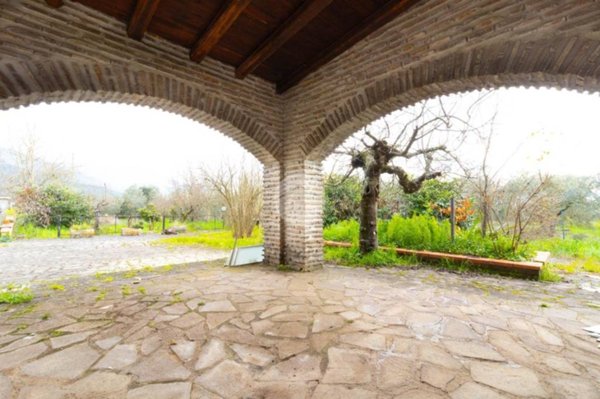 casa indipendente in vendita a Maenza