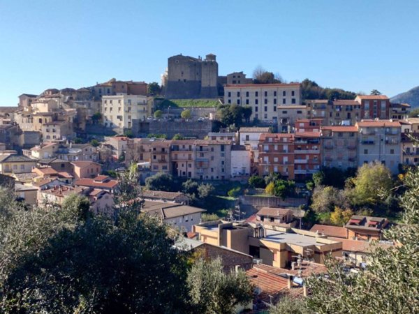 casa semindipendente in vendita a Maenza