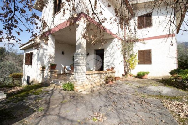 casa indipendente in vendita a Maenza