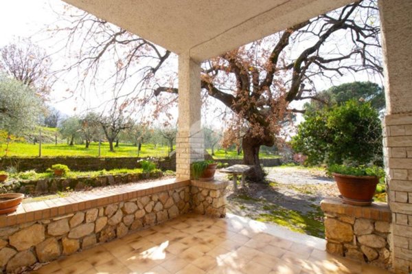 casa indipendente in vendita a Maenza