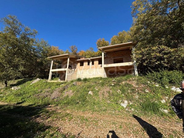 casa indipendente in vendita a Maenza