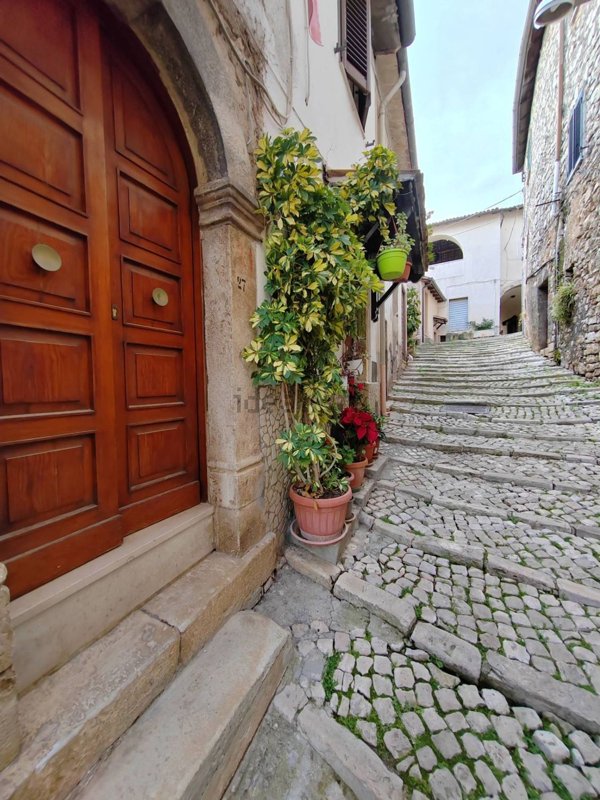appartamento in vendita a Maenza