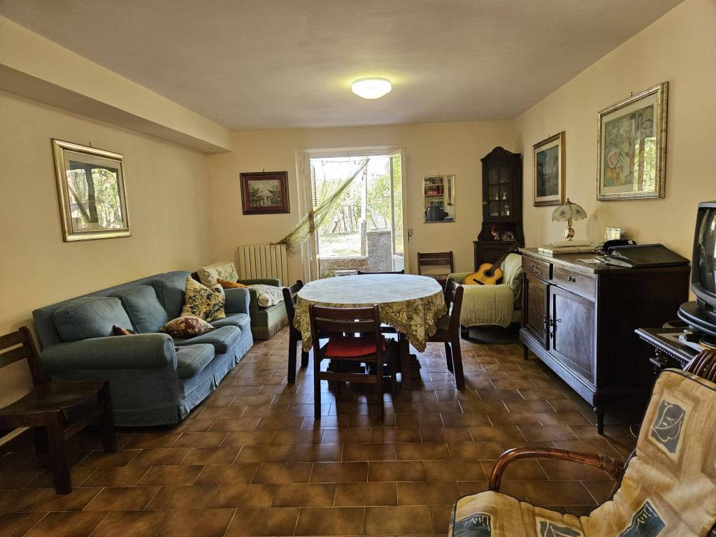 casa indipendente in vendita a Maenza