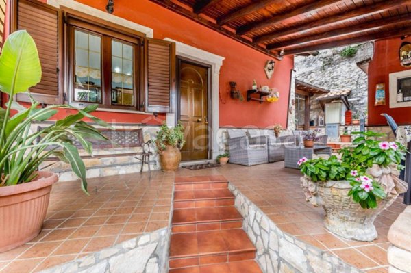 casa indipendente in vendita a Maenza