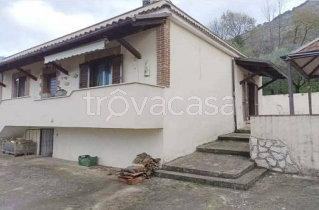 casa indipendente in vendita a Maenza