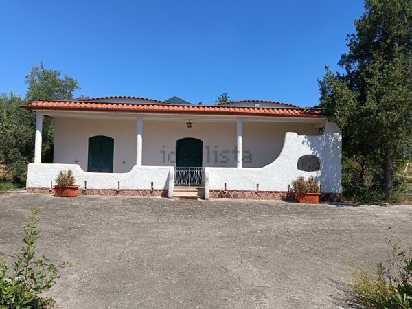 casa indipendente in vendita a Maenza