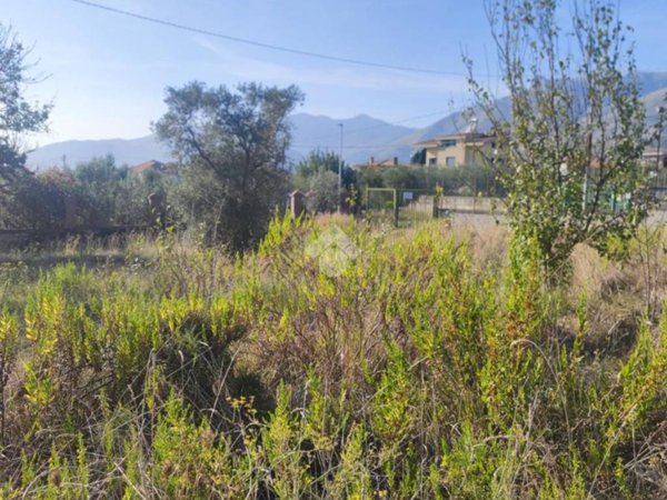 terreno agricolo in vendita a Minturno in zona Scauri