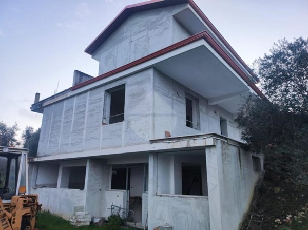 casa indipendente in vendita a Minturno in zona Tufo