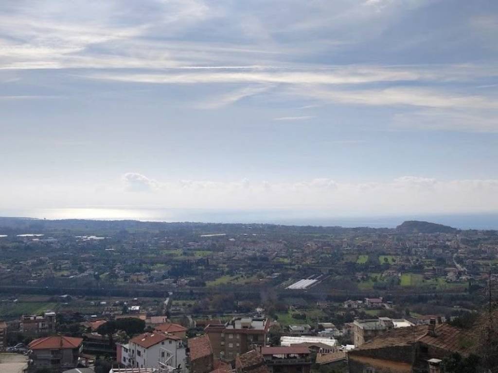 casa indipendente in vendita a Minturno