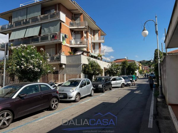 appartamento in vendita a Minturno in zona Scauri