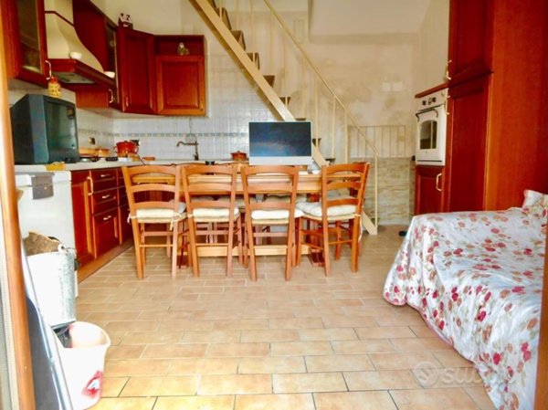 casa indipendente in vendita a Minturno in zona Marina