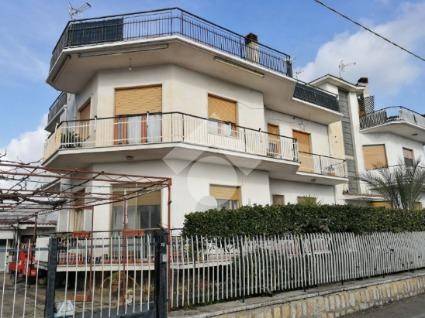 appartamento in vendita a Minturno in zona Marina