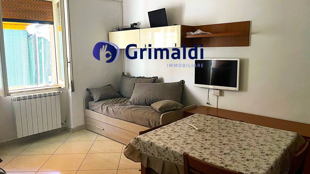 appartamento in vendita a Minturno in zona Scauri