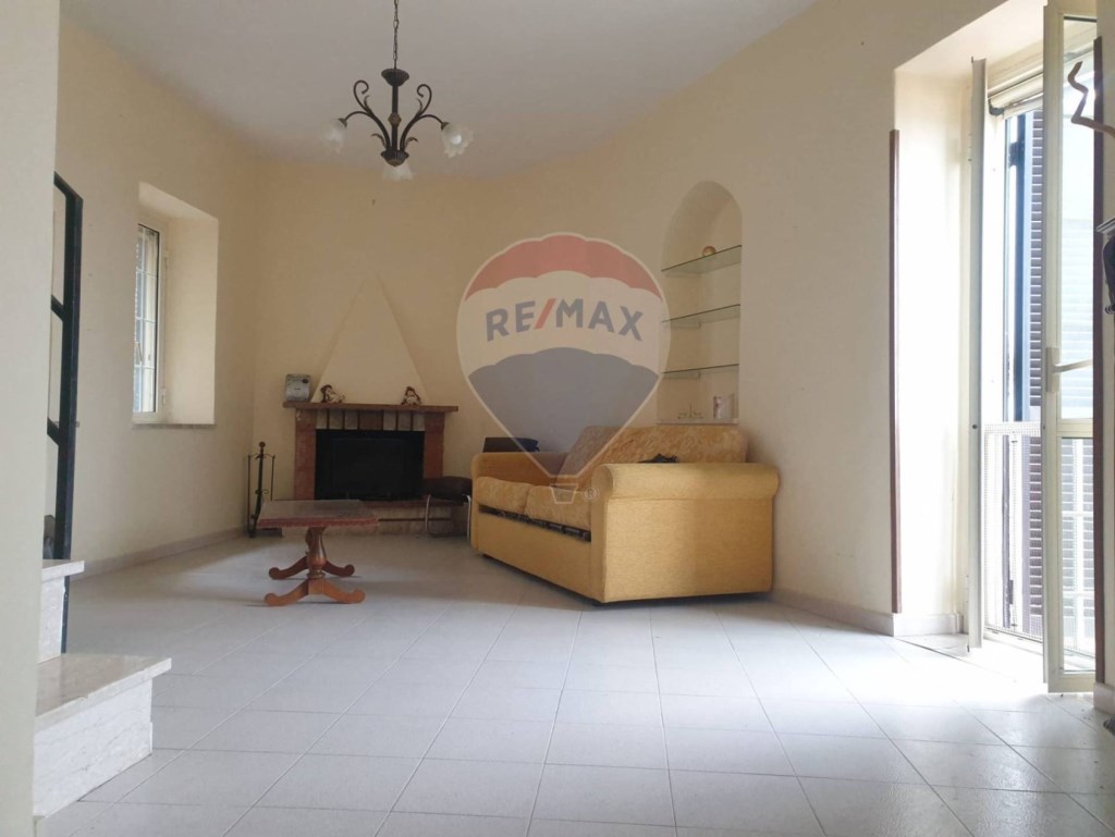 appartamento in vendita a Minturno