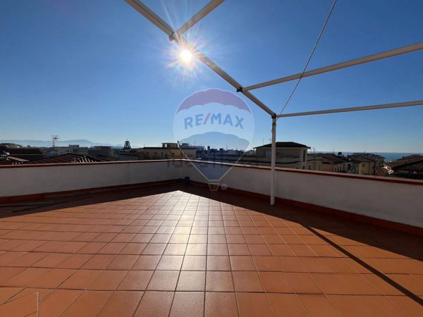 appartamento in vendita a Minturno in zona Scauri