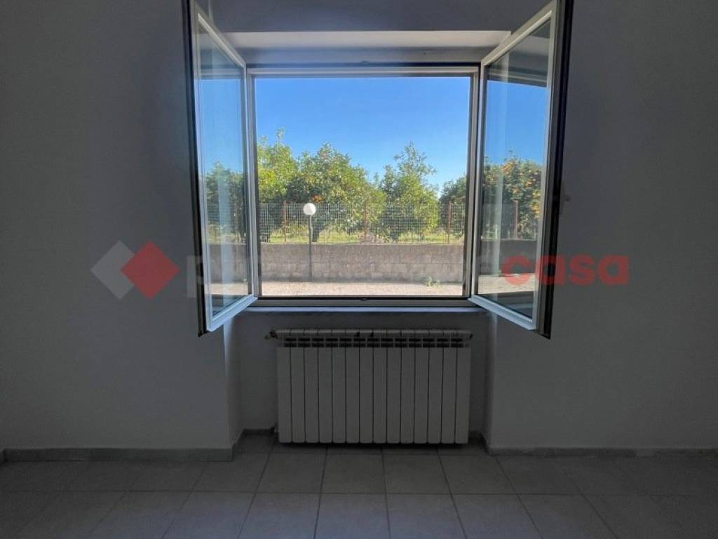 appartamento in vendita a Minturno in zona Scauri