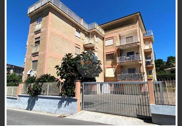 appartamento in vendita a Minturno in zona Scauri