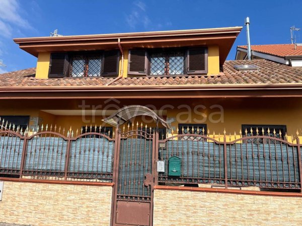 casa indipendente in vendita a Minturno in zona Marina