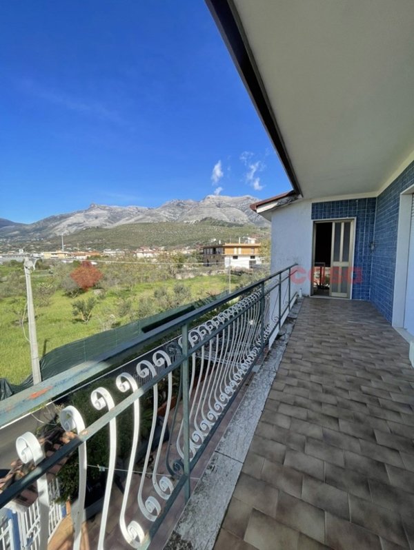 appartamento in vendita a Minturno in zona Scauri