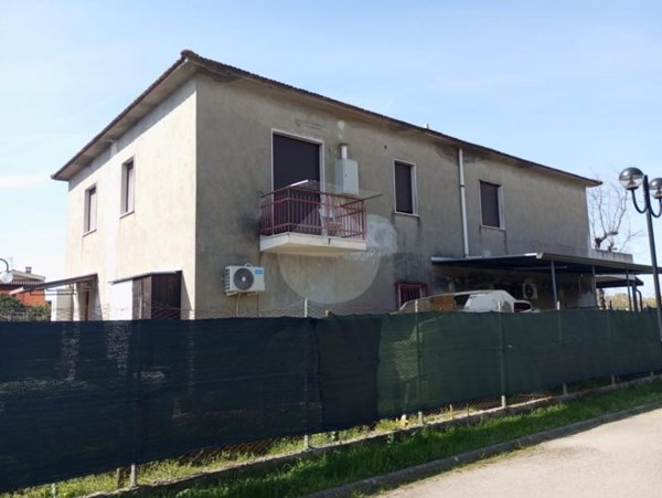 casa indipendente in vendita a Minturno in zona Marina
