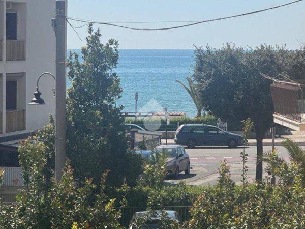 appartamento in vendita a Minturno in zona Scauri