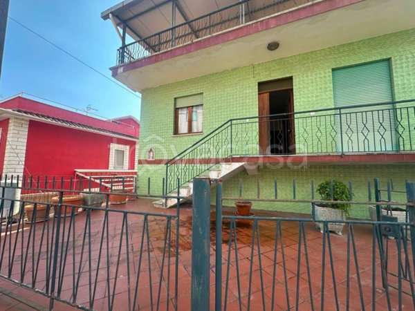 casa indipendente in vendita a Minturno