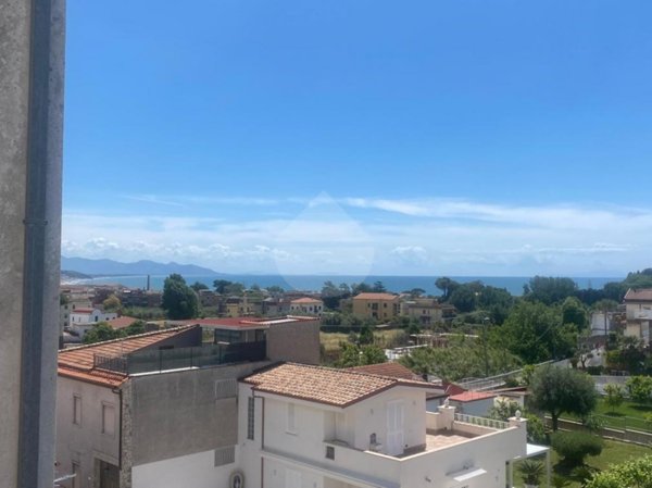 appartamento in vendita a Minturno in zona Scauri
