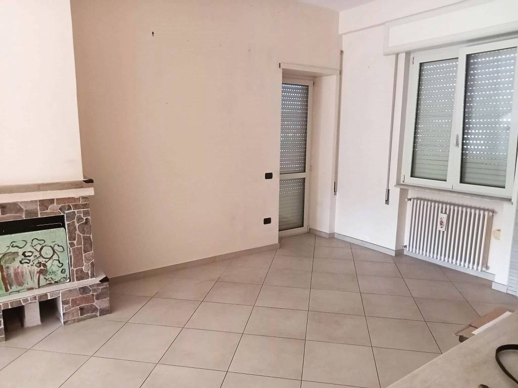 appartamento in vendita a Minturno in zona Scauri