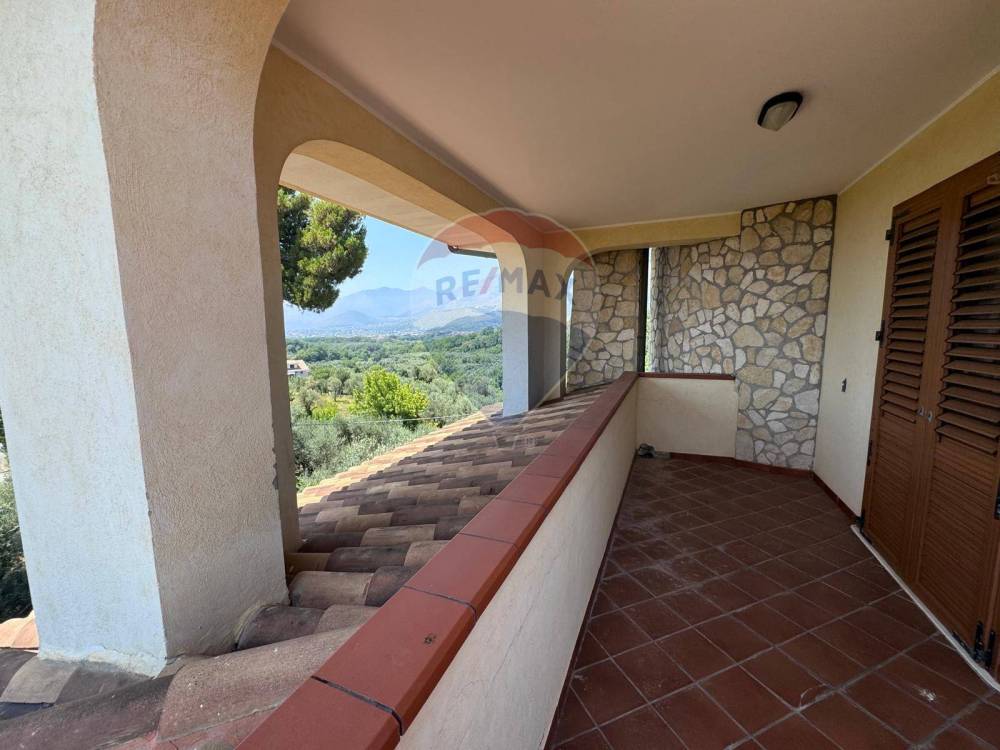 casa indipendente in vendita a Minturno in zona Tremensuoli