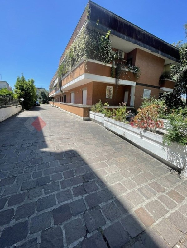 appartamento in vendita a Minturno in zona Scauri