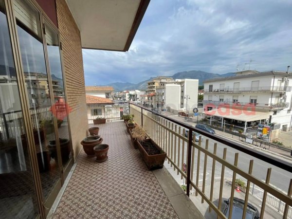 appartamento in vendita a Minturno in zona Scauri