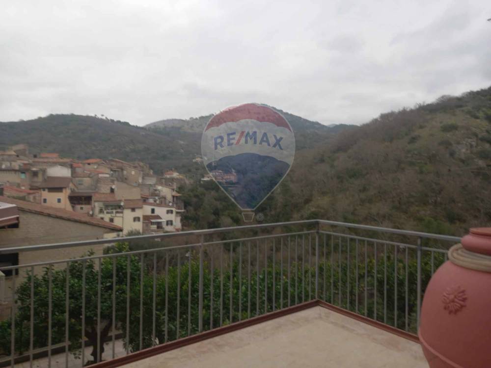 casa indipendente in vendita a Minturno