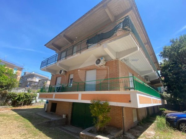 appartamento in vendita a Minturno in zona Scauri