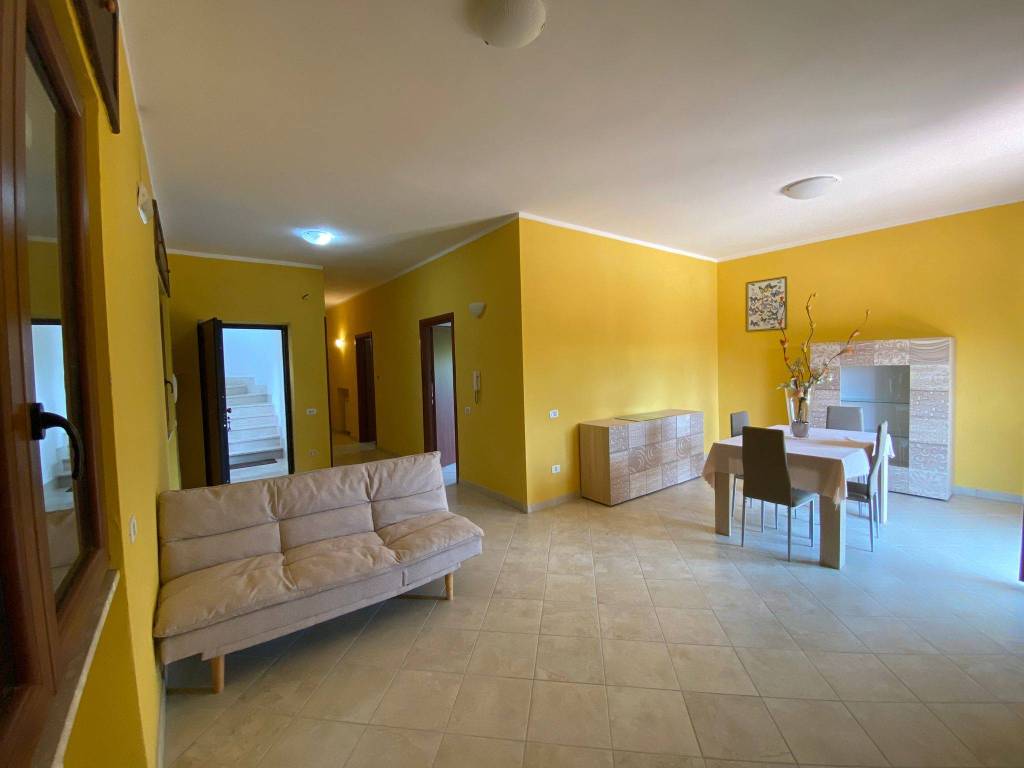 casa indipendente in vendita a Minturno in zona Marina