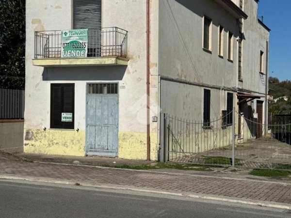appartamento in vendita a Minturno in zona Marina