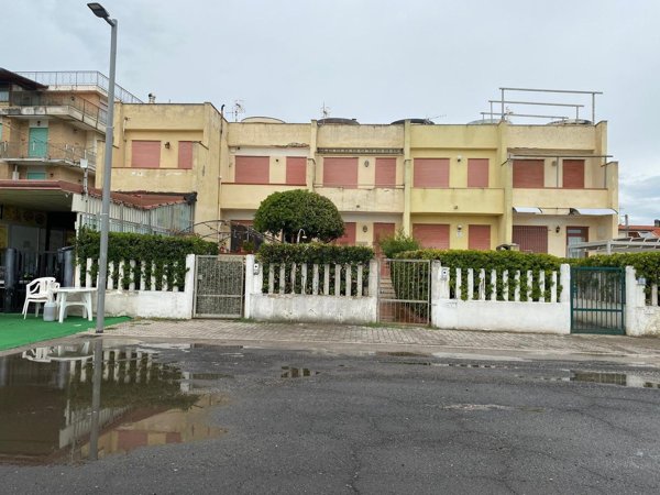 casa indipendente in vendita a Minturno