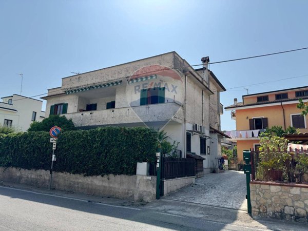 appartamento in vendita a Minturno in zona Scauri