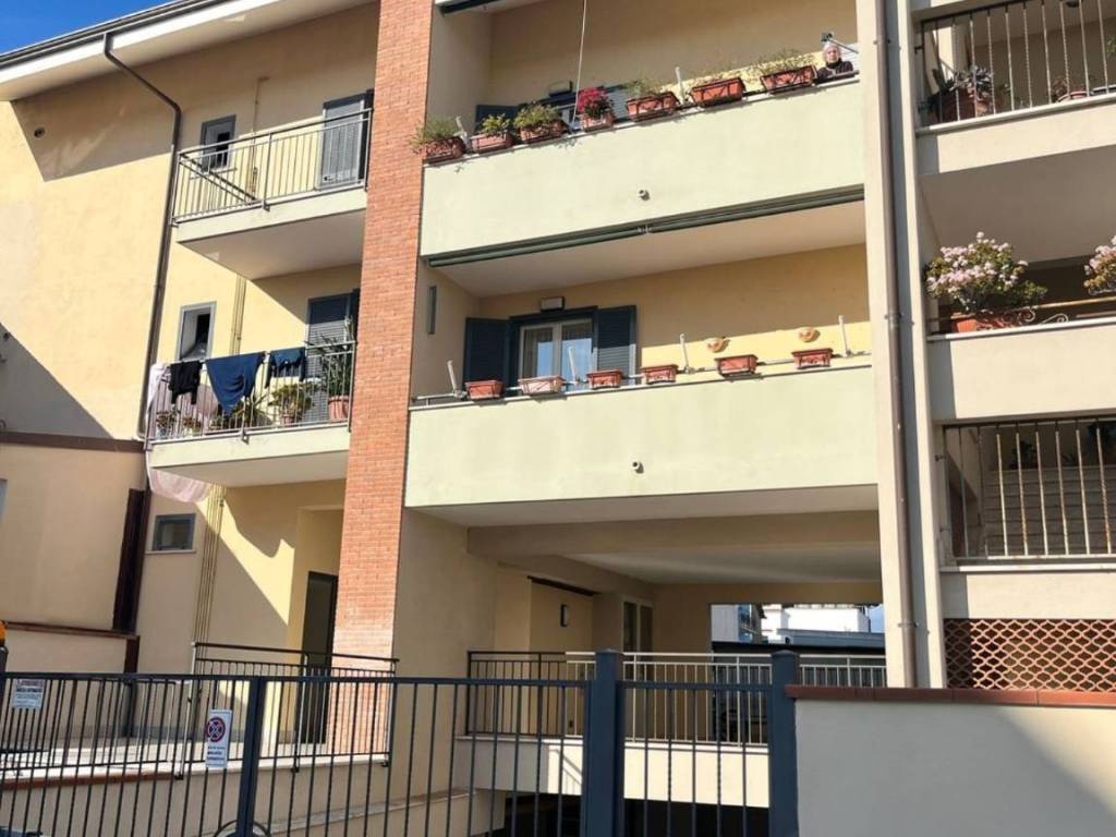 appartamento in vendita a Minturno in zona Scauri