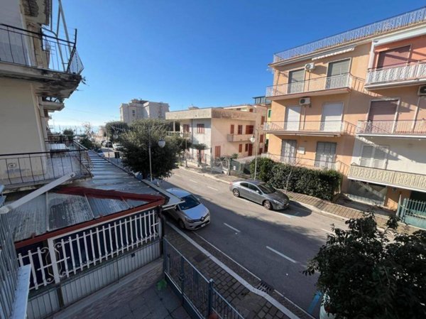 appartamento in vendita a Minturno in zona Scauri