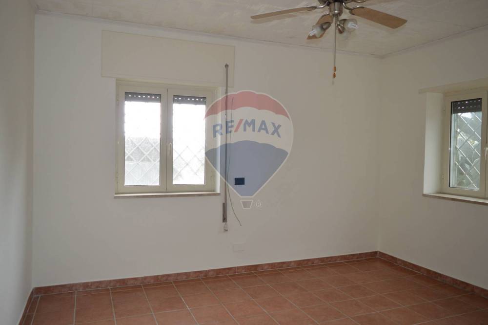 casa indipendente in vendita a Minturno in zona Scauri