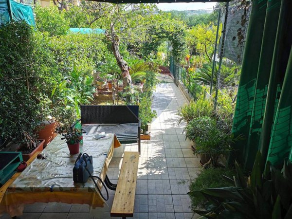 casa indipendente in vendita a Minturno in zona Marina
