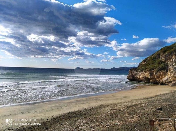 casa indipendente in vendita a Minturno in zona Marina