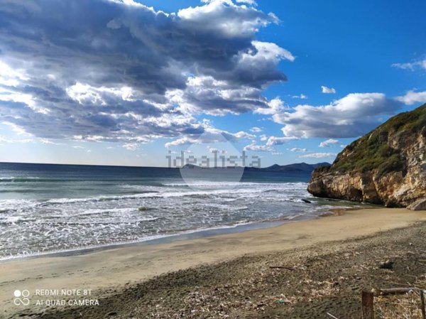 casa indipendente in vendita a Minturno in zona Marina