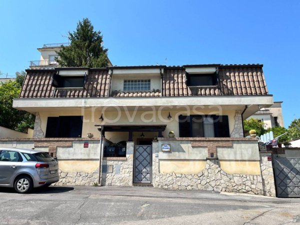 casa indipendente in vendita a Minturno